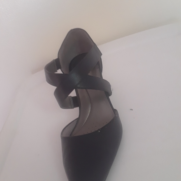 Lifestride - Picture 4 of 4